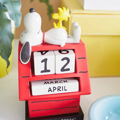 Hallmark Peanuts™ Snoopy & Woodstock Perpetual Doghouse Calendar